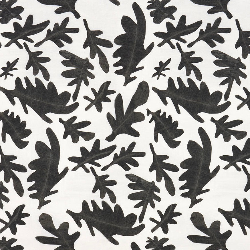 
            
                Load image into Gallery viewer, Old Oak Black &amp;amp; White Fabric
            
        