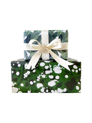 
            
                Load image into Gallery viewer, Marmorizatta Green Wrapping Paper
            
        